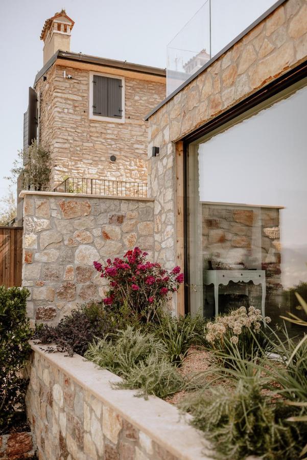 Favai Hills Your Secret Hideaway Brenzone sul Garda Exterior photo